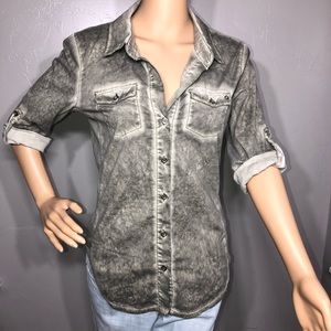 GUESS front buttons shirt size S